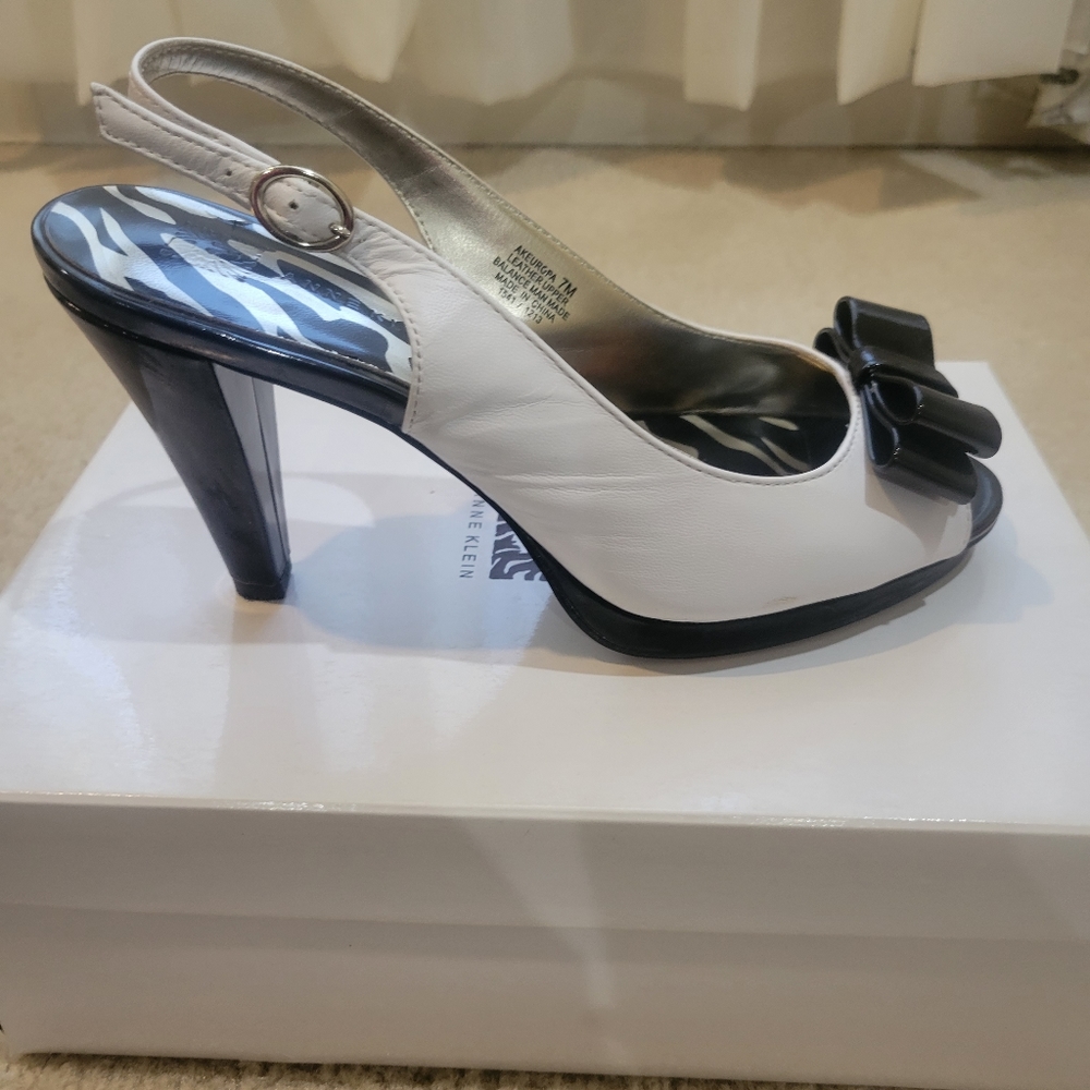 Anne Klein Sling Back Peep Toe Heels